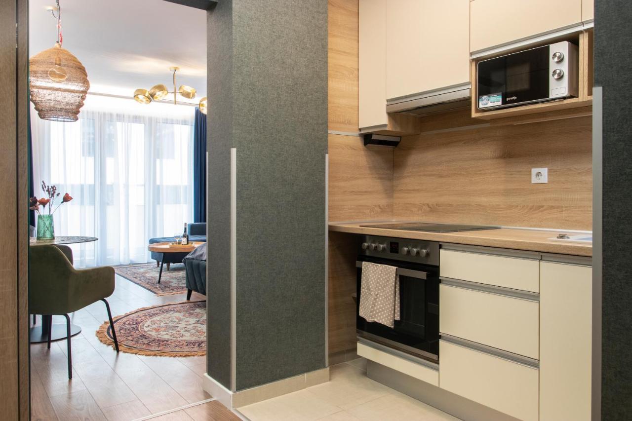 Grand Suites Corvin Budapest Exterior foto