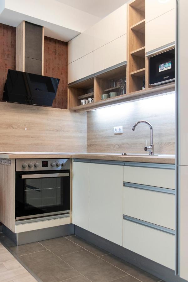 Grand Suites Corvin Budapest Exterior foto